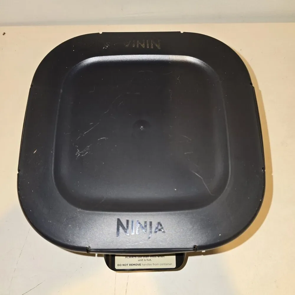 Ninja FN101GY Crispi Small 6 Cup Glass Container Dish and Crisper Plate With Lid